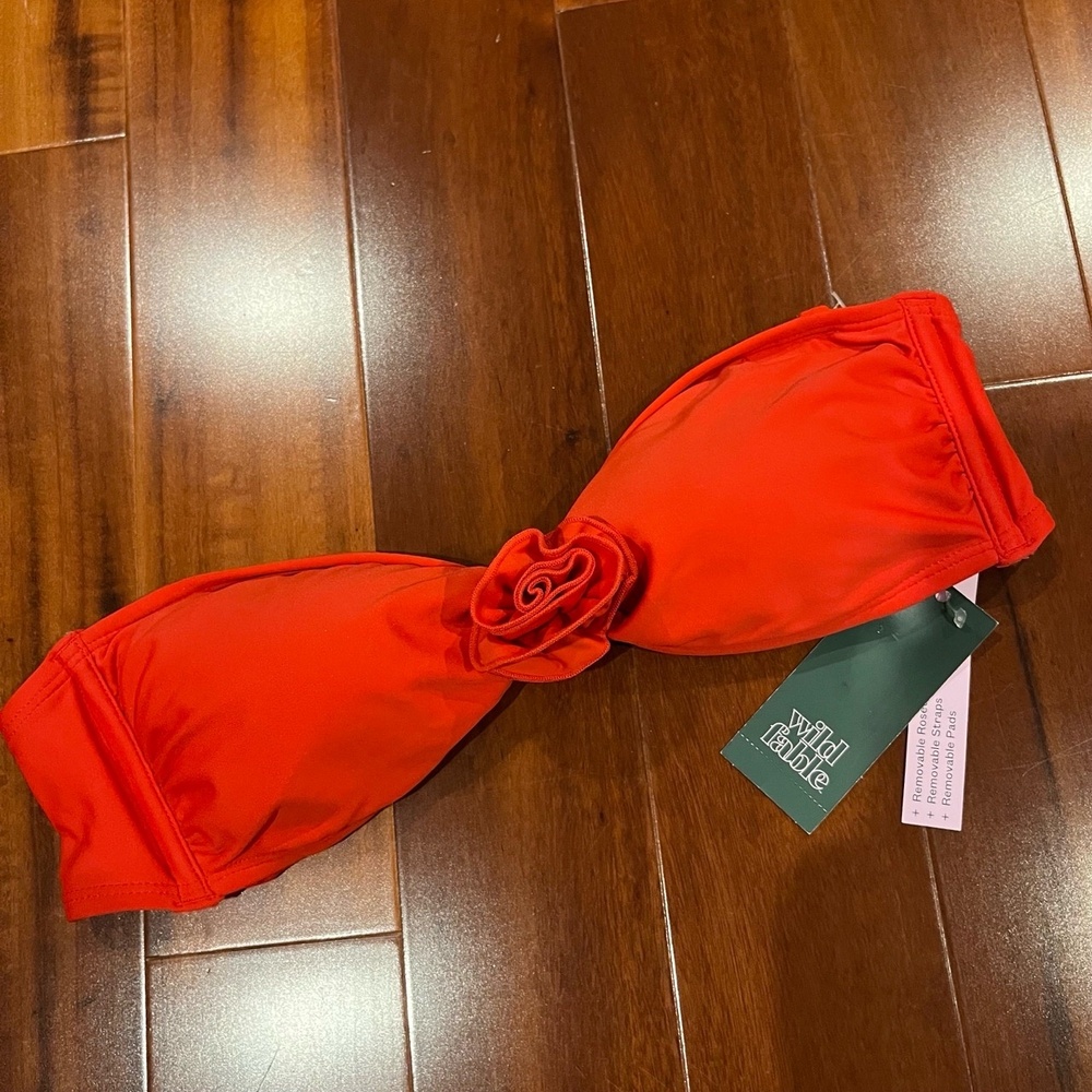 Wild Fable Red Bikini Swim Top Bandeau Knot Rosette Front Strapless New Size M